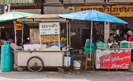Yak Fa - a no nonsense noodles shop in Chiang Mai