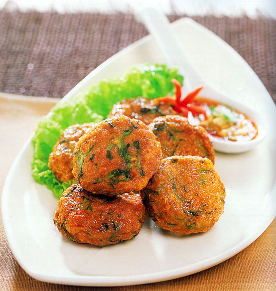 Thai Fish Cakes with Red Curry Paste