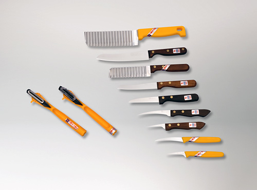 Deluxe Vegetable & Fruit Garnishing Knife and Tool Set