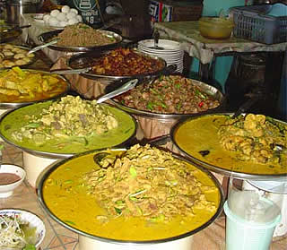Curry in the Thai Market