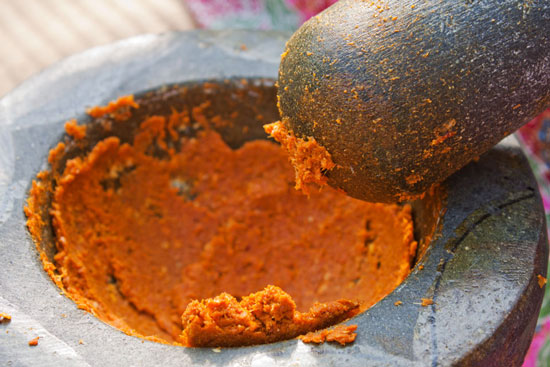 Making Red Curry Paste with a Mortar & Pestle