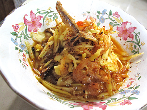 Delicious Thai Mango Salad
